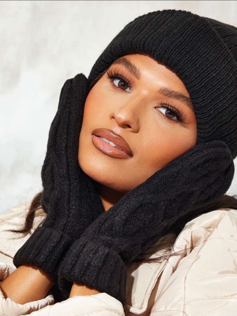 PrettyLittleThing Recycled Black Chunky Cable Knit Mittens